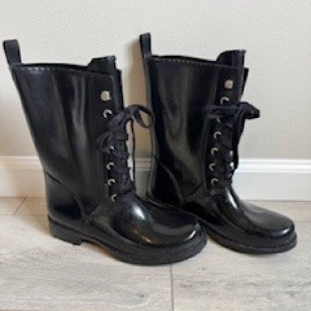 Michael Kors Rubber Rain Lace Up Boots  Black Size 8